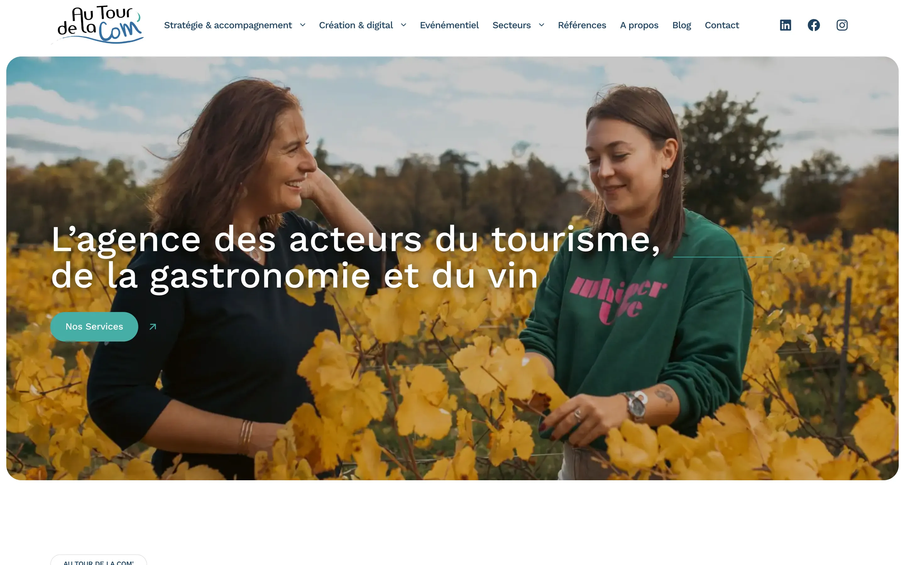 Page d'accueil du site d'Au Tour de la Com', agence de communication près de Nantes, version ordinateur